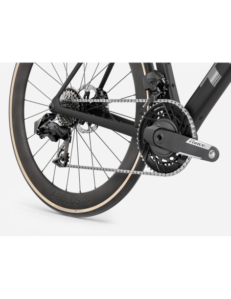 Trek Domane SLR 7 AXS Gen 5 Road Bike | 33Bike