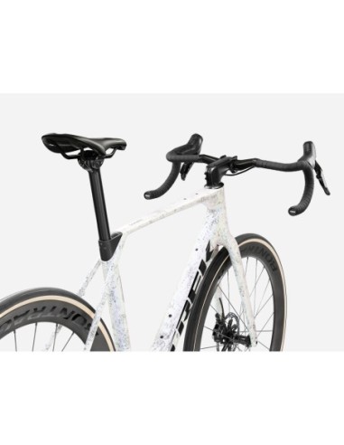 Trek Domane SLR 7 AXS Gen 5 Road Bike | 33Bike