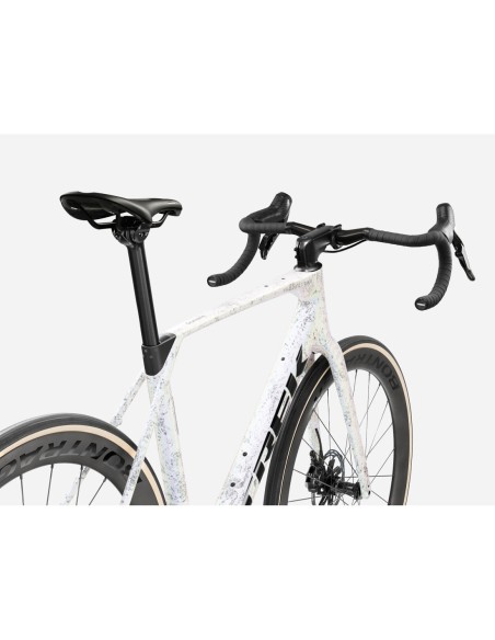 Trek Domane SLR 7 AXS Gen 5 Road Bike | 33Bike