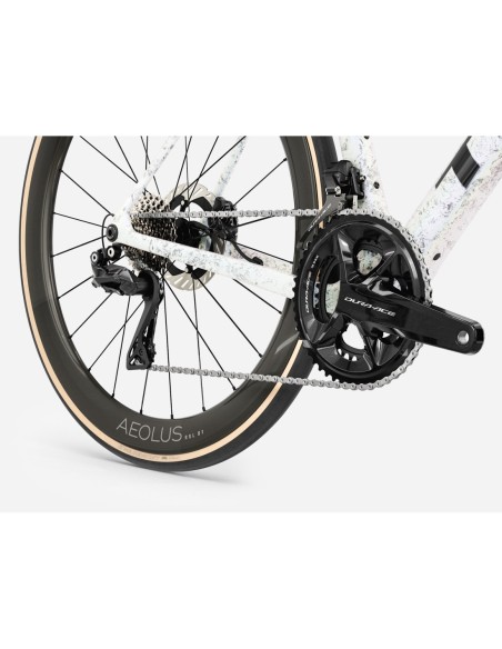 Trek Domane SLR 9 Gen 5 Road Bike | 33Bike