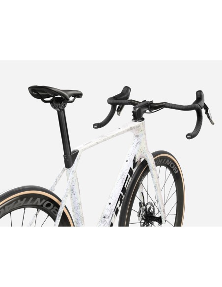 Trek Domane SLR 9 AXS Gen 5 Road Bike | 33Bike